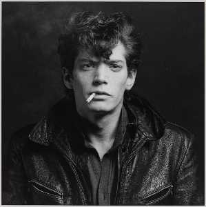 ArtsDot.com: Robert Mapplethorpe | 31 Paintings Robert